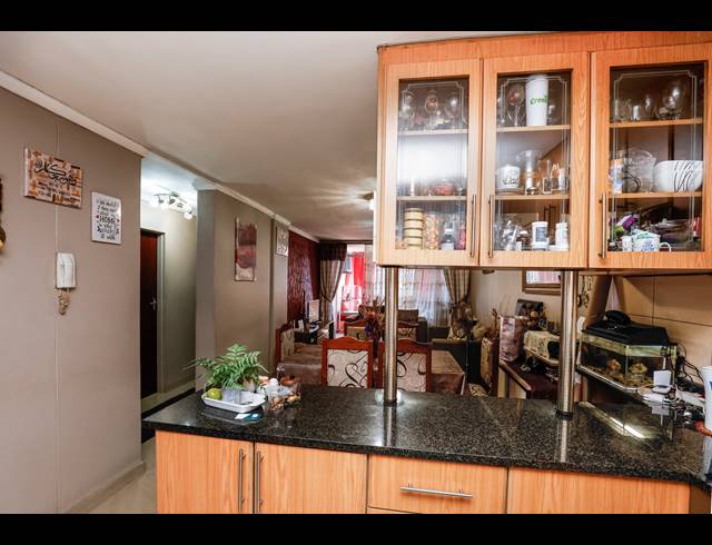 3 BEDROOM APARTMENT FOR SALE IN SOUTH BEACH